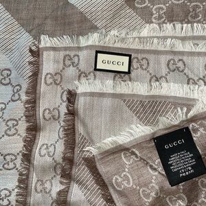 GUCCI Lana Wool x Seta Silk Scarf